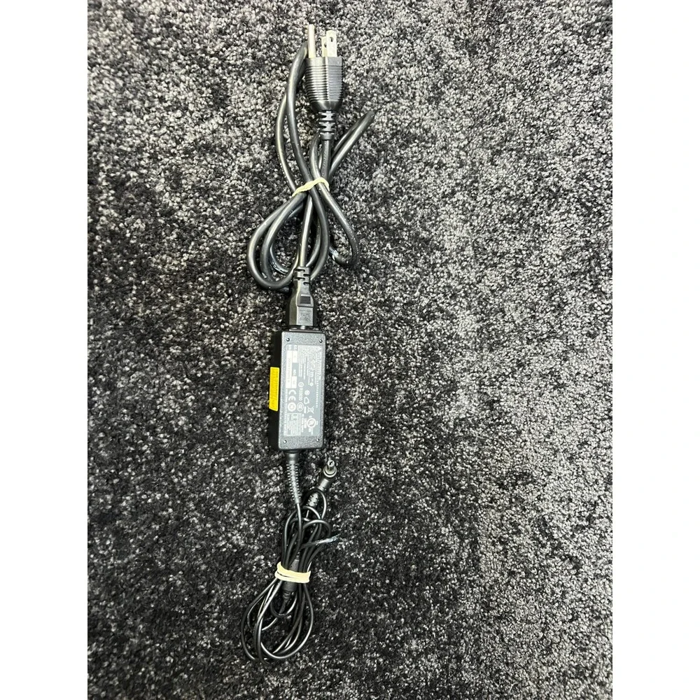 Genuine‎ Delta Electronics Power Supply ADP-30MH B Adapter 100-240V 1.0A 50-60Hz